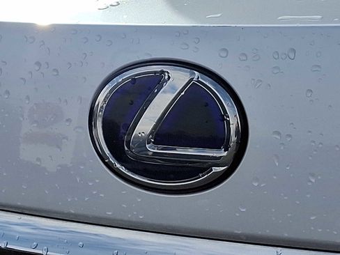 Used 2019 Lexus RX 450h image 32