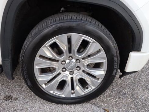 Used 2021 GMC Sierra 1500 Denali w/ Denali Premium Package image 13