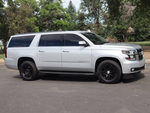 Used 2018 Chevrolet Suburban LT AWD/4WD image 2