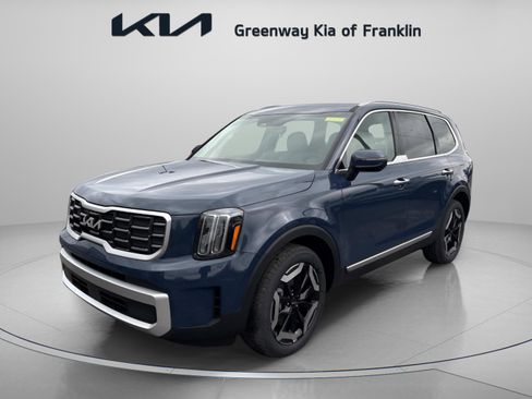 New 2025 Kia Telluride S image 3