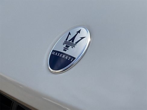 Used 2022 Maserati Levante GT image 15