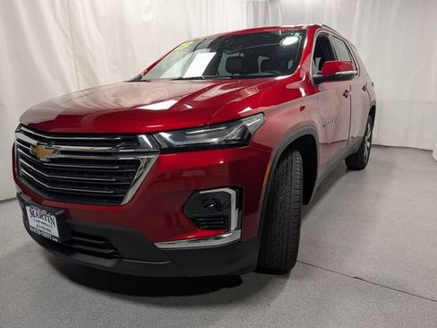 Certified 2023 Chevrolet Traverse LT w/ LT Premium Package AWD/4WD image 8