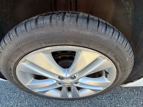 Used 2011 Chevrolet Cruze LTZ image 23