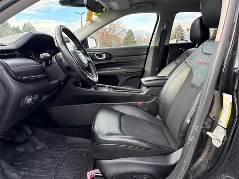 Used 2022 Jeep Compass Trailhawk w/ Trailhawk Convenience Group image 5