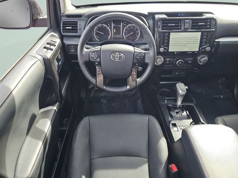 Used 2024 Toyota 4Runner TRD Off-Road Premium w/ Moonroof Package AWD/4WD image 4