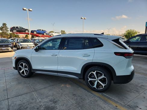 New 2026 Volkswagen Tiguan SE FWD image 4