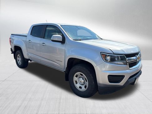 Used 2019 Chevrolet Colorado W/T w/ WT Convenience Package AWD/4WD image 10