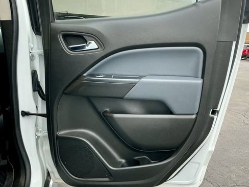 Used 2019 Chevrolet Colorado Z71 image 25