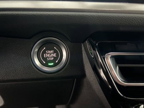 New 2026 Chevrolet Traverse LT w/ Midnight/Sport Edition image 17