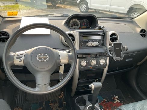 Used 2006 Scion xA image 22