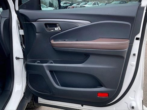 Used 2024 Honda Ridgeline RTL+ image 23