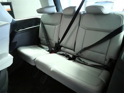 Certified 2025 Ford Expedition Active image 16