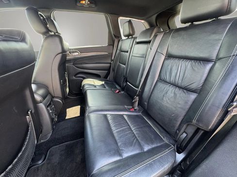 Used 2015 Jeep Grand Cherokee Limited RWD image 13