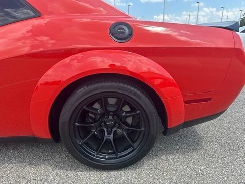 Used 2022 Dodge Challenger SRT Hellcat RWD image 10