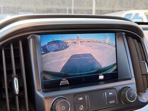 Used 2021 Chevrolet Colorado LT w/ Redline Special Edition image 24