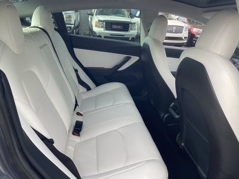Used 2020 Tesla Model 3 Long Range AWD/4WD image 13