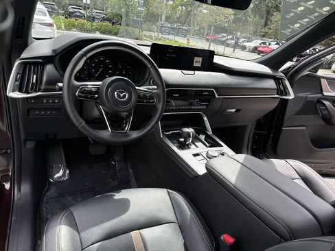 Certified 2025 MAZDA CX-90 3.3 Turbo w/ Premium Plus Pkg AWD/4WD image 35