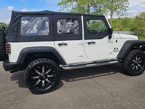 Used 2008 Jeep Wrangler Unlimited X AWD/4WD image 5