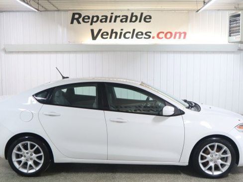 Used 2013 Dodge Dart SXT w/ Popular Equipment Group image 4