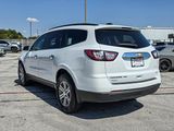 Used 2017 Chevrolet Traverse LT image 4