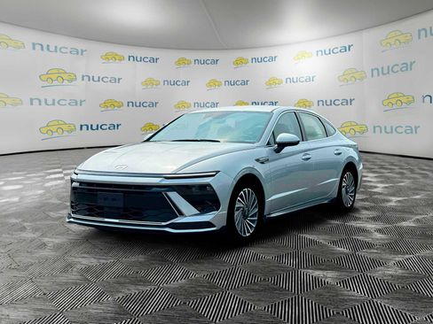 New 2025 Hyundai Sonata Limited image 2