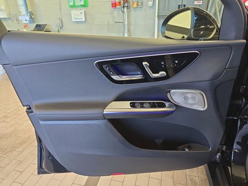 New 2026 Mercedes-Benz GLC 300 image 27