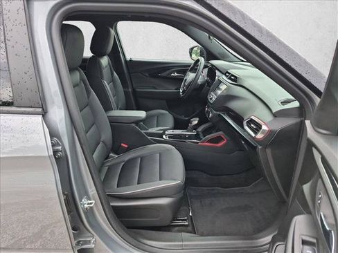 Certified 2023 Chevrolet TrailBlazer RS FWD image 26