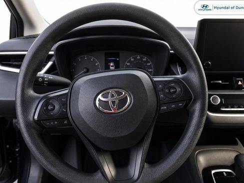 Used 2023 Toyota Corolla LE FWD image 8