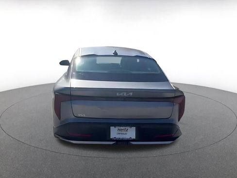 Used 2025 Kia K4 LXS image 11