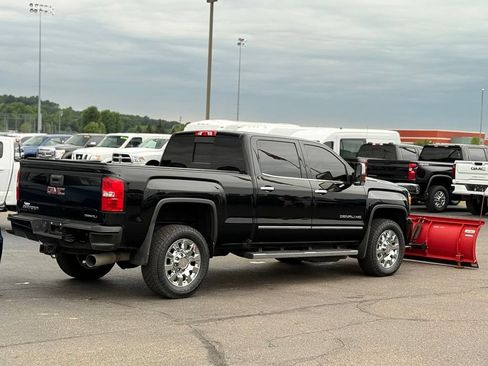 Used 2018 GMC Sierra 2500 Denali AWD/4WD image 35