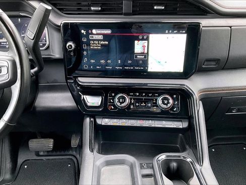 Used 2025 GMC Sierra 3500 AT4 w/ AT4 Premium Plus Package image 12