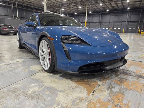 Used 2023 Porsche Taycan 4S AWD/4WD image 16