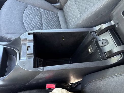 Used 2019 Chevrolet Equinox LT AWD/4WD image 23