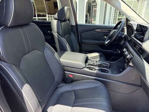 Used 2023 Honda Pilot Elite image 33