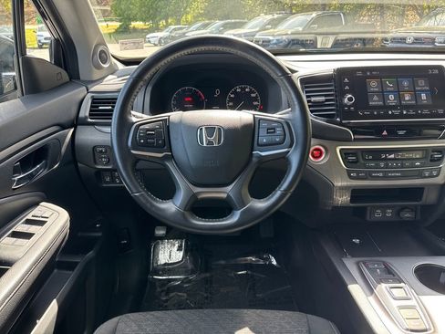 Used 2024 Honda Ridgeline Sport image 24