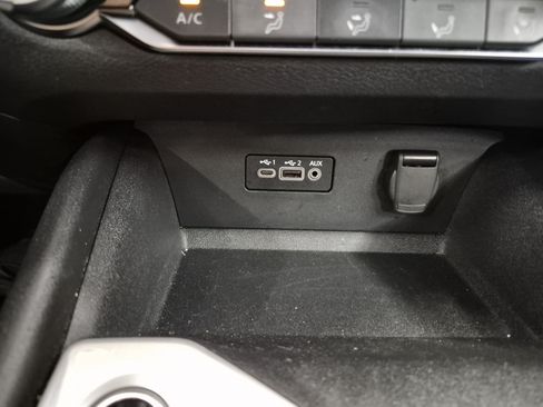 Used 2025 Nissan Altima 2.5 SV FWD image 28