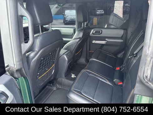 Used 2022 Ford Bronco Badlands image 11