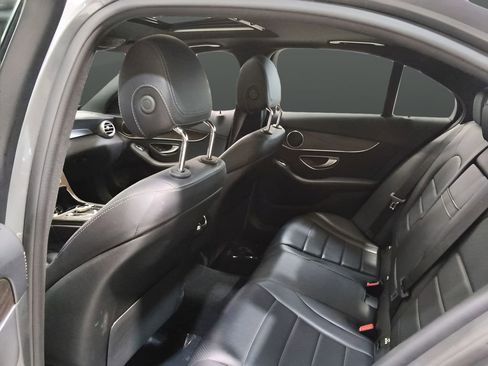 Used 2019 Mercedes-Benz C 300 4MATIC Sedan image 23