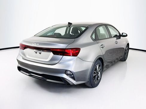 Certified 2023 Kia Forte LXS FWD image 5