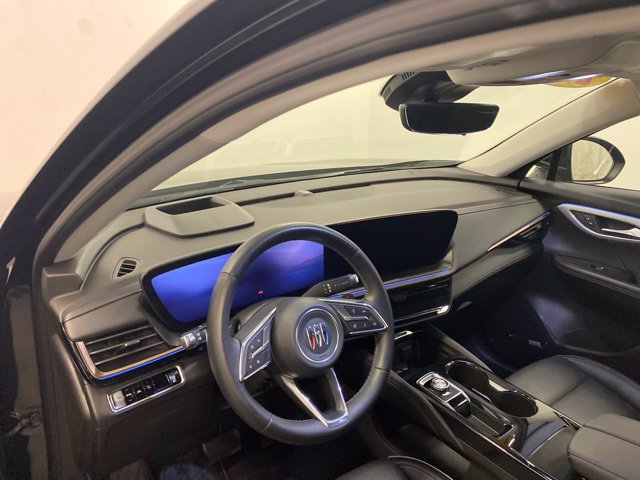 Used 2024 Buick Envision Avenir AWD/4WD image 7