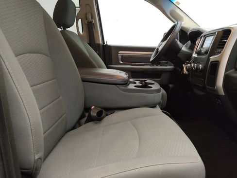 Used 2020 RAM 1500 Classic SLT RWD image 21