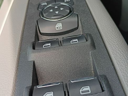 Used 2021 Ford F250 XLT AWD/4WD image 22