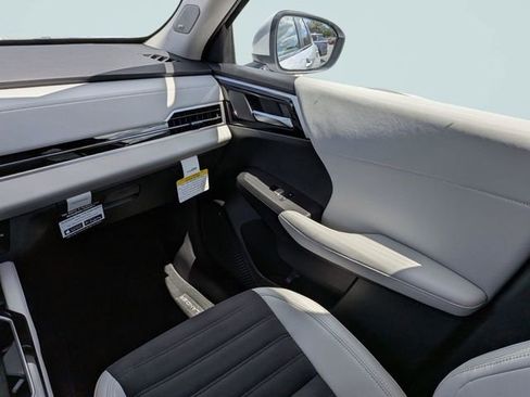 New 2026 Mitsubishi Outlander SE FWD image 15