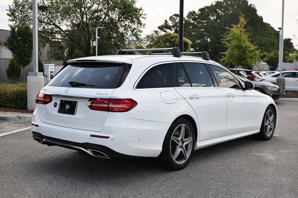 Used 2017 Mercedes-Benz E 400 4MATIC Wagon image 7
