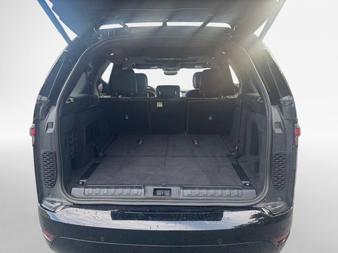 Used 2023 Land Rover Discovery S R-Dynamic AWD/4WD image 22