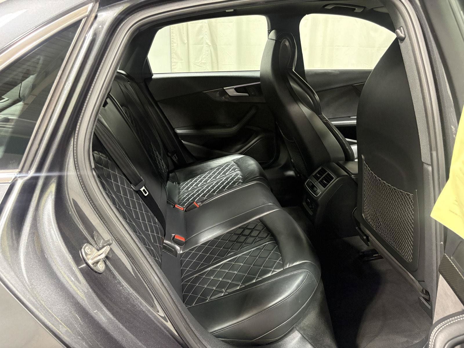 Used 2019 Audi S4 Prestige AWD/4WD image 10