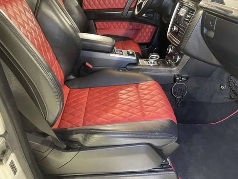 Used 2015 Mercedes-Benz G 63 AMG 4MATIC image 24