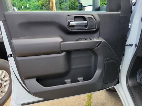 New 2025 GMC Sierra 2500 Pro w/ 1SA Pro Safety Plus Package image 22