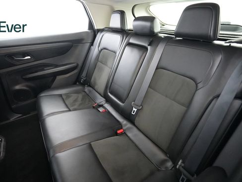 Used 2024 Nissan Ariya AWD image 24
