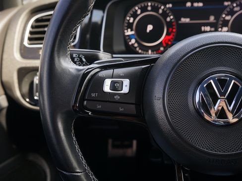 Used 2019 Volkswagen Golf R 4-Door AWD/4WD image 23